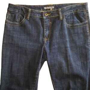 𝅺NWOT Tristan et iseult jeans, dark wash hi…